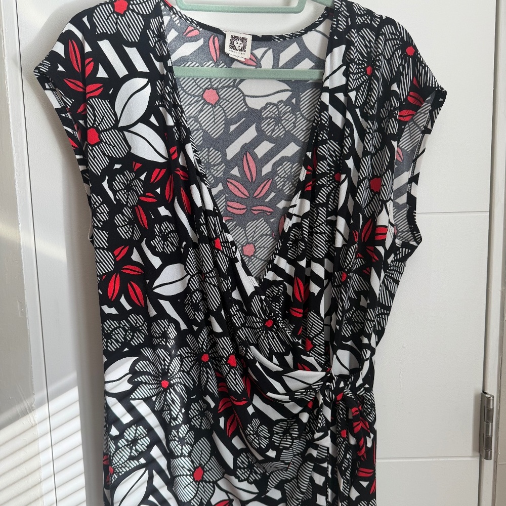 PLUS SIZE (2X)_Anne Klein Wrap-Top, Short-Sleeved (multicolor)